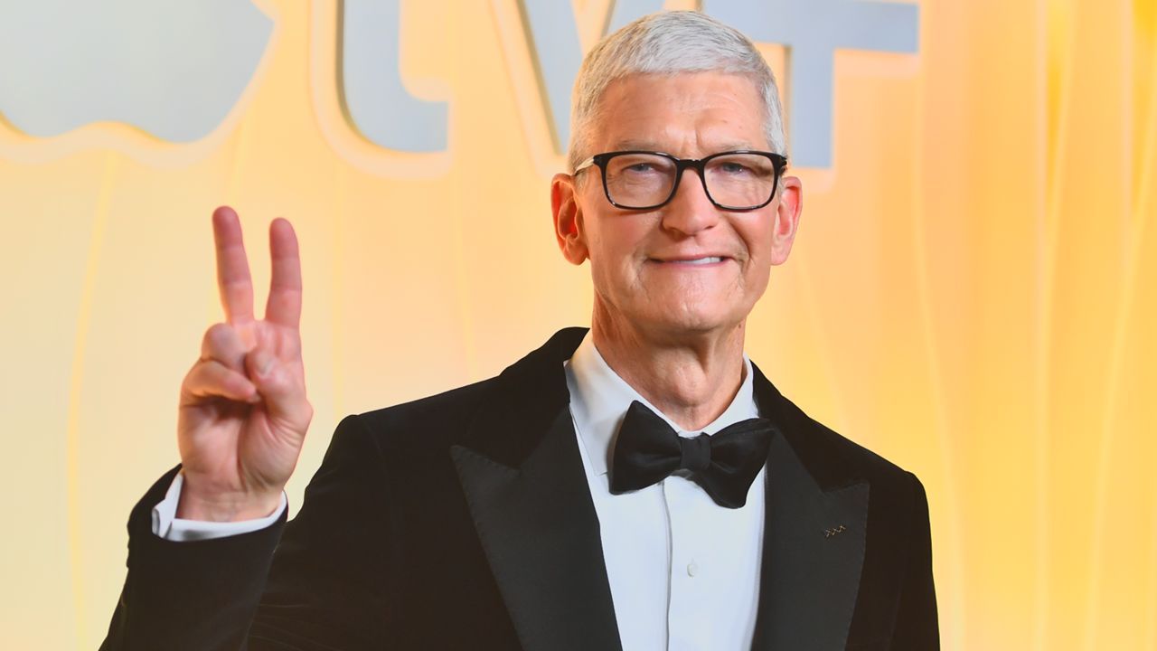Tim Cook Stepping Down as Apple CEO in September 2026