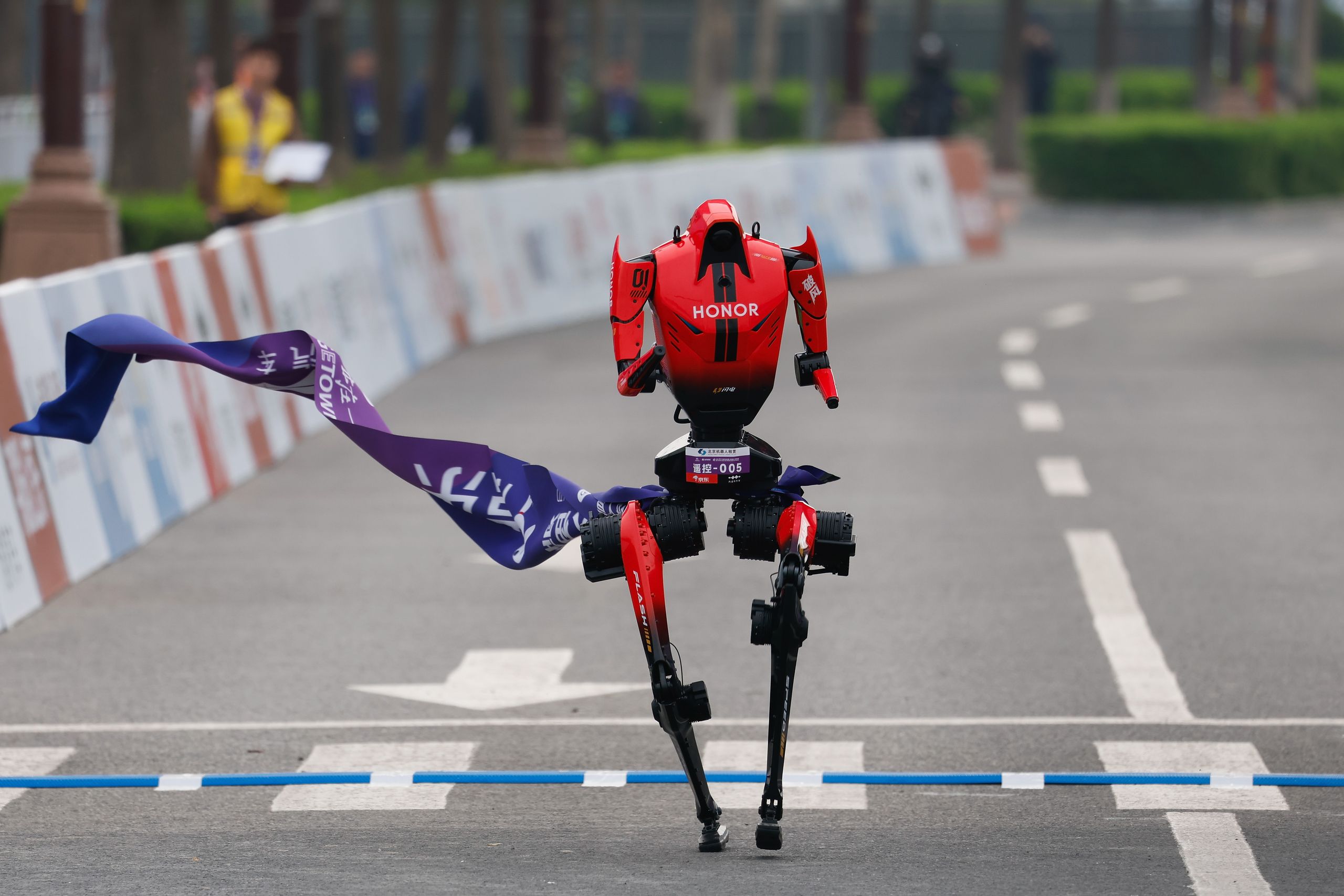 A Humanoid Robot Set a Half-Marathon Record in China