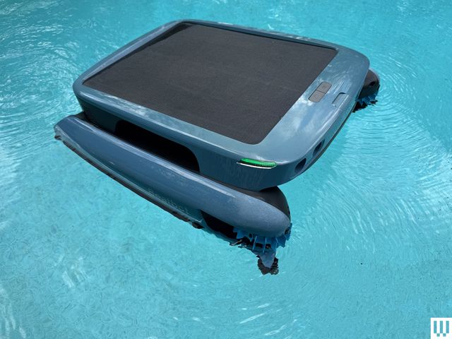 Beatbot Pool-Cleaning Robots Are on Sale