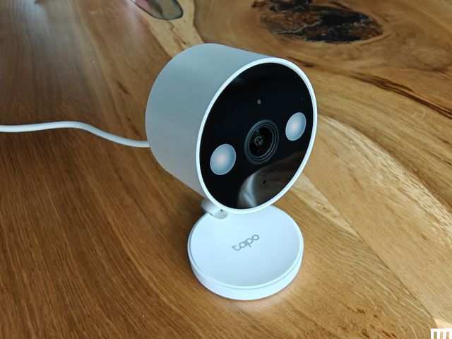 Best Indoor Security Cameras (2026): For Homes and Apartments