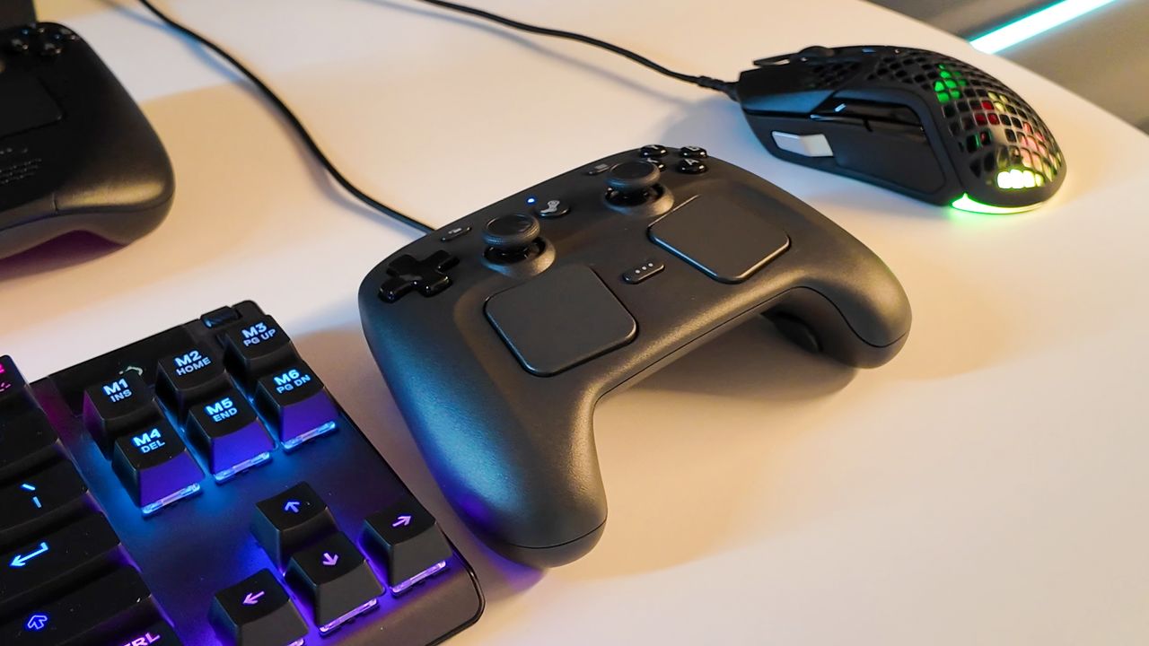 'Average Valve W': After some Steam Controller packages were sent to the wrong country, Valve is reportedly giving 'any standard-edition title' to affected shoppers