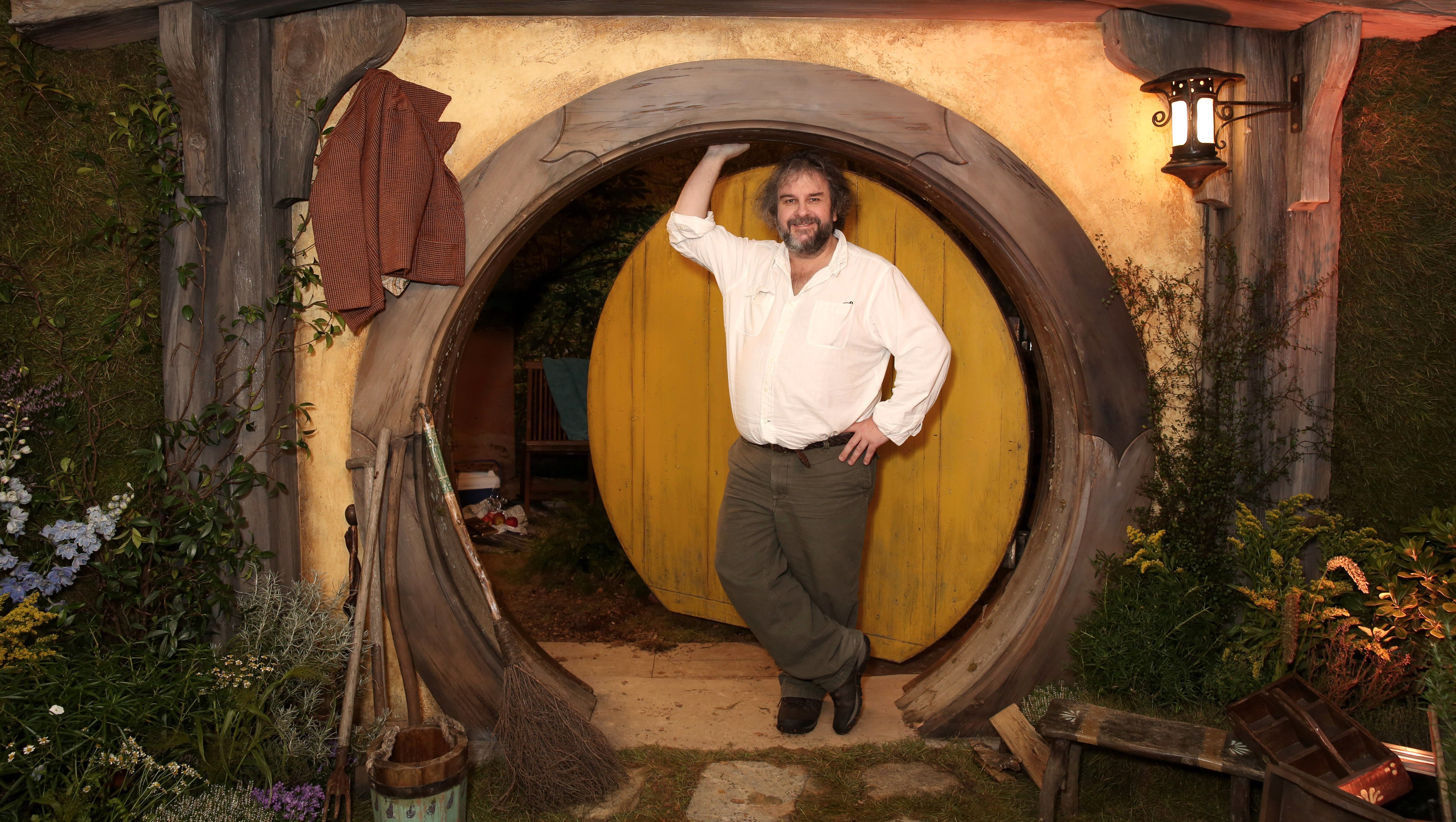 Peter Jackson Has Explained Why He's Not Directing Lord of the Rings: The Hunt for Gollum