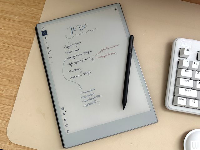 7 Best Digital Notebooks (2026): reMarkable, Kobo, Kindle