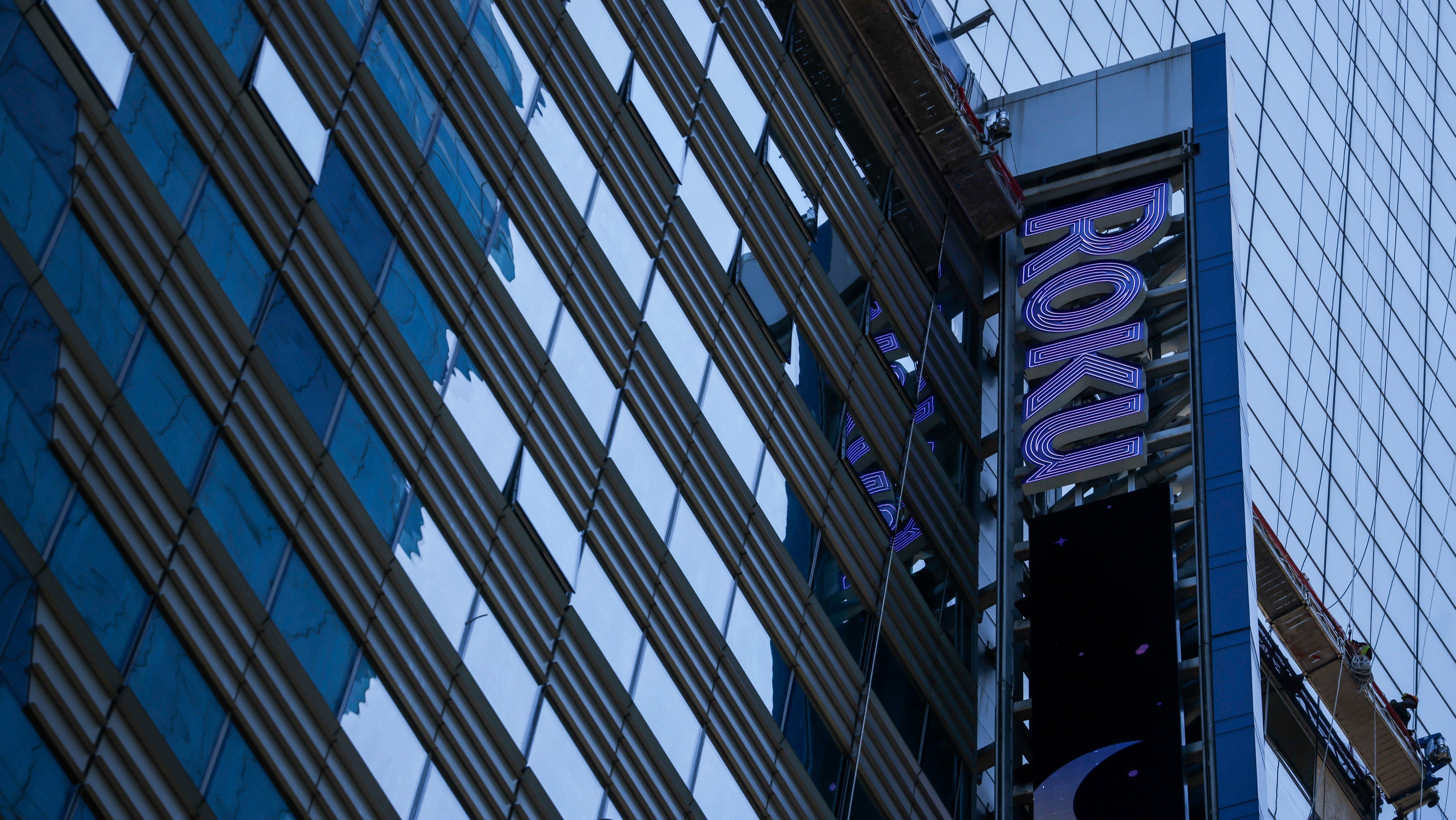 Fox Is Buying Roku for $22 Billion
