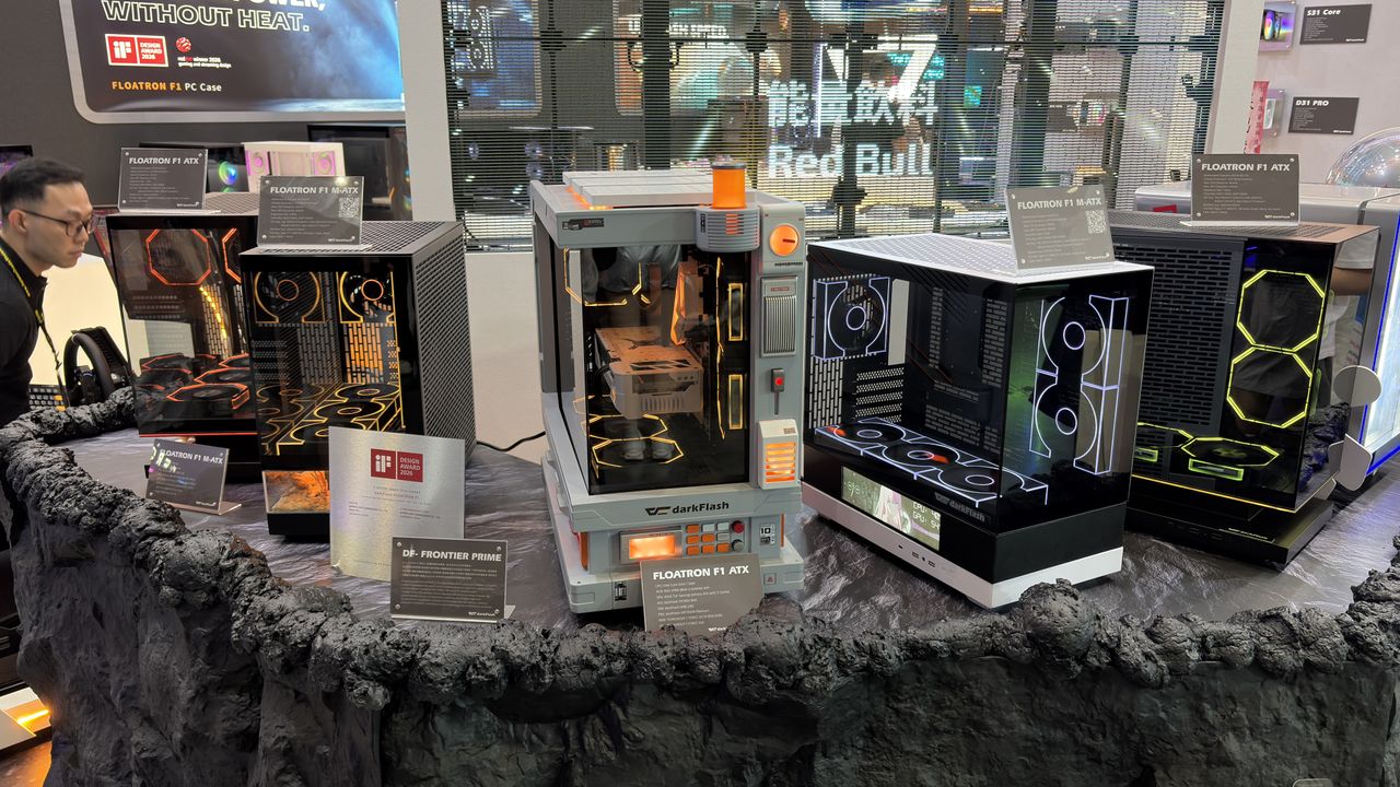 DarkFlash's Computex Floatron case looks wickedly evil scientist, but I don't know if I like its 'floating base'