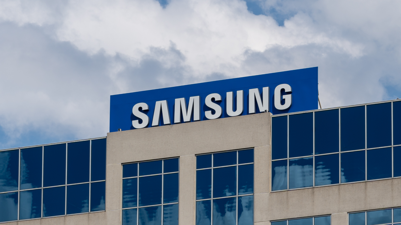 Gleefully counting its billions, Samsung cries warning of a 'severe' memory supply crisis next year